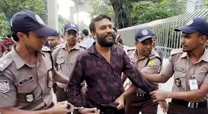প্রধানমন্ত্রীর নিরাপত্তা বেষ্টনীতে ঢোকার চেষ্টা, মোটরসাইকেল চালক আটক